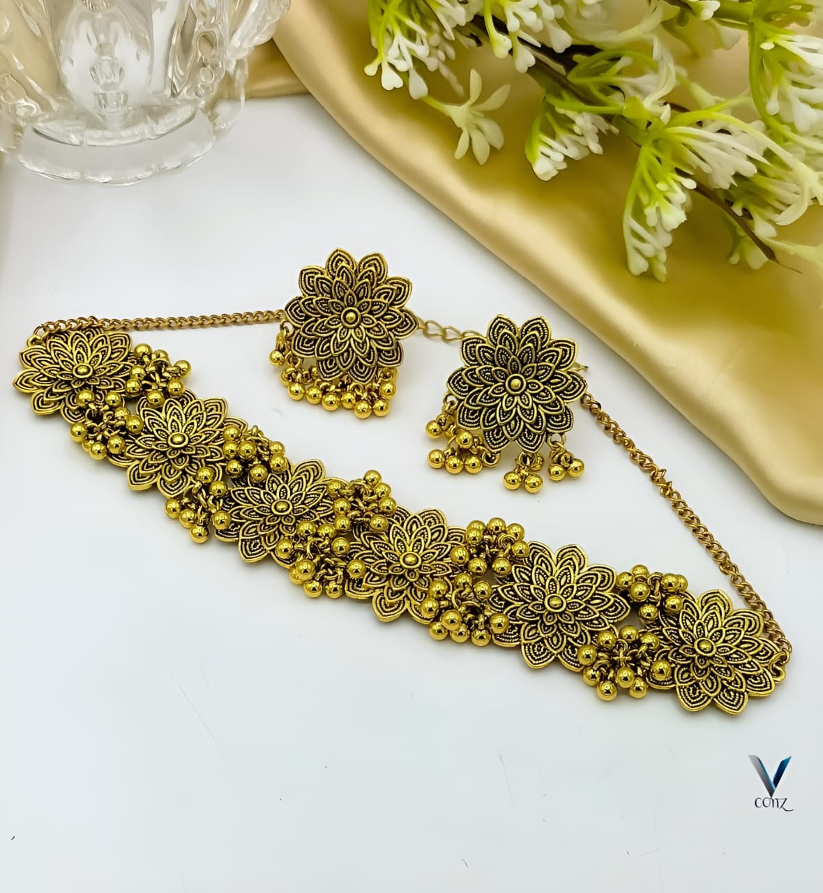 FANCY IMPORTED ANTIC FLOWER CHOKER SET