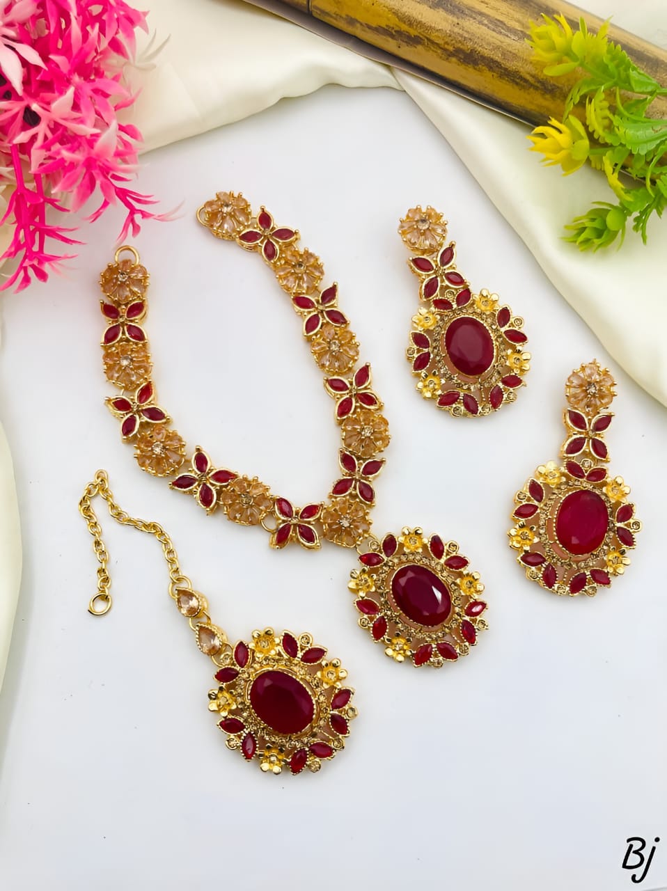 FANCY BEAUTIFUL PARTY WEAR ZIRCON NECLACE SET