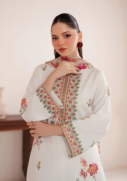 GARNET LAWN LUXURY EMBROIDERED 3PC✓