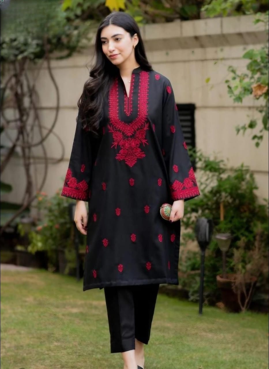 Batik Dhanak 2pc Embroided