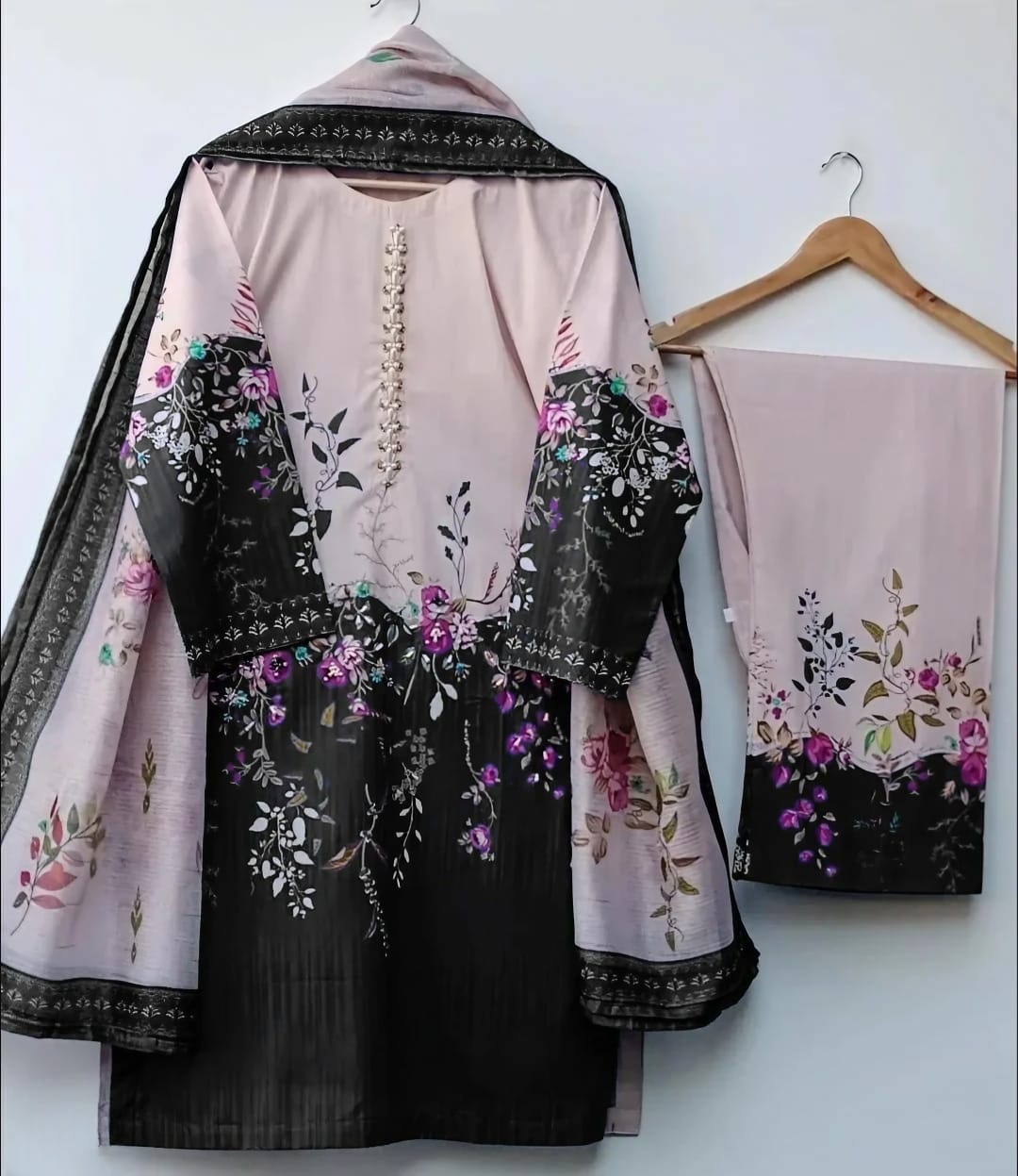 Printed 3pc Suit With Monar Lawn Dupatta