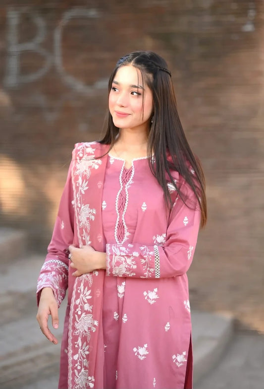 Nazneen Embroidery 3 Piece Set